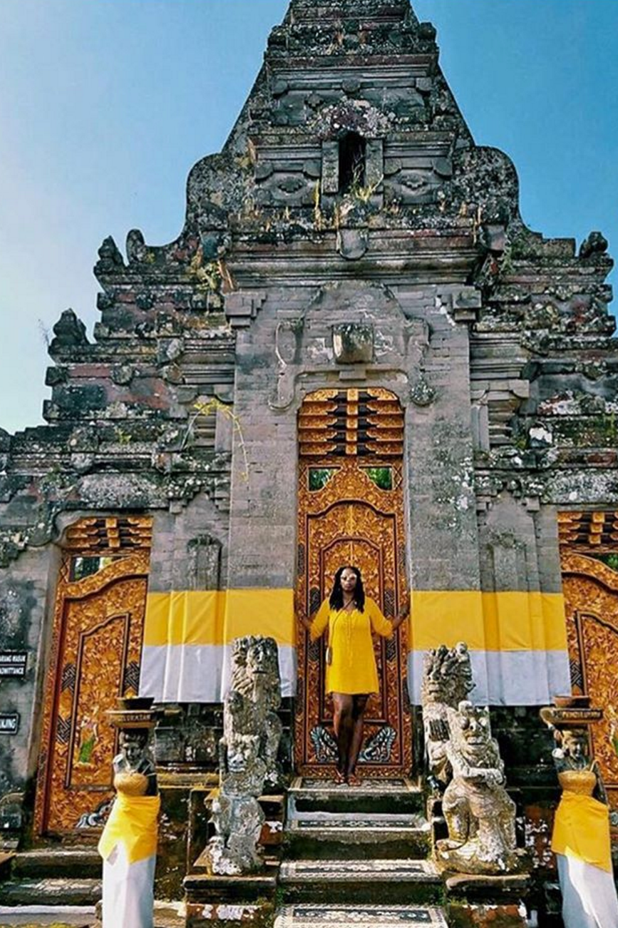 The 15 Best Black Travel Moments You Missed This Week: New Friends In Zanzibar
